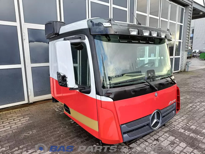 Mercedes-Benz Actros MP4 - Cab and interior for Truck: picture 2 Mercedes-Benz Actros MP4 - Cab and interior for Truck: picture 2