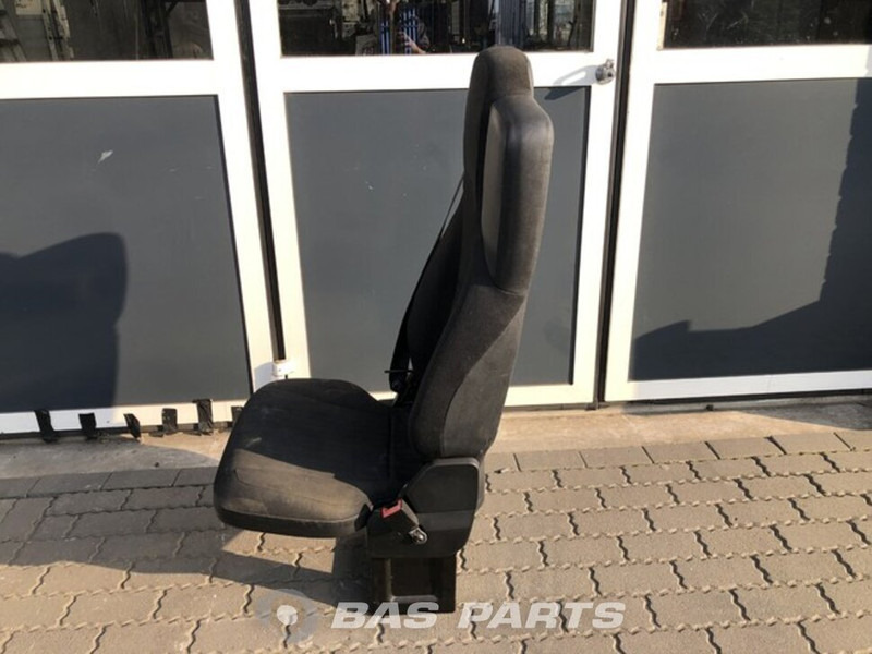 Mercedes-Benz Actros MP4 - Seat for Truck: picture 2 Mercedes-Benz Actros MP4 - Seat for Truck: picture 2