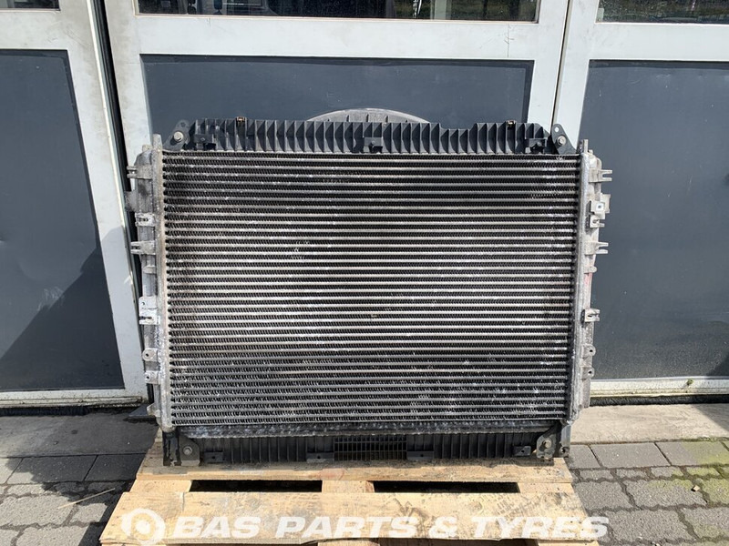 Mercedes-Benz Antos MP4 Koelerpakket Mercedes OM936LA 320 A 960 500 29 01 - Radiator for Truck: picture 1 Mercedes-Benz Antos MP4 Koelerpakket Mercedes OM936LA 320 A 960 500 29 01 - Radiator for Truck: picture 1