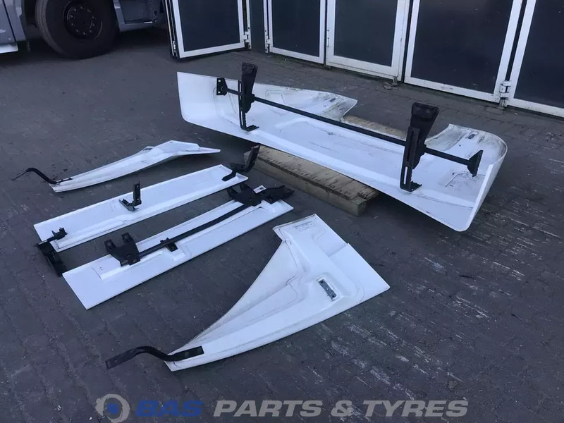 Mercedes-Benz Antos MP4 Spoilerset Mercedes ClassicSpace M-cab L1EH1 A 960 790 27 44 - Aerodynamics/ Spoiler for Truck: picture 5 Mercedes-Benz Antos MP4 Spoilerset Mercedes ClassicSpace M-cab L1EH1 A 960 790 27 44 - Aerodynamics/ Spoiler for Truck: picture 5