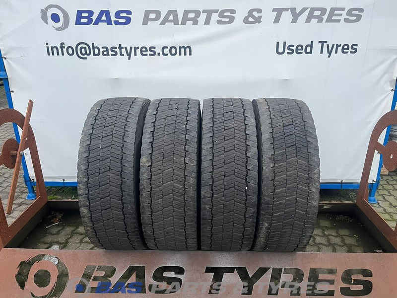 Michelin Michelin 315/70R22.5 X MULTI D 154/150 M+S 3PMSF gebruikte set - Tire for Truck: picture 1 Michelin Michelin 315/70R22.5 X MULTI D 154/150 M+S 3PMSF gebruikte set - Tire for Truck: picture 1