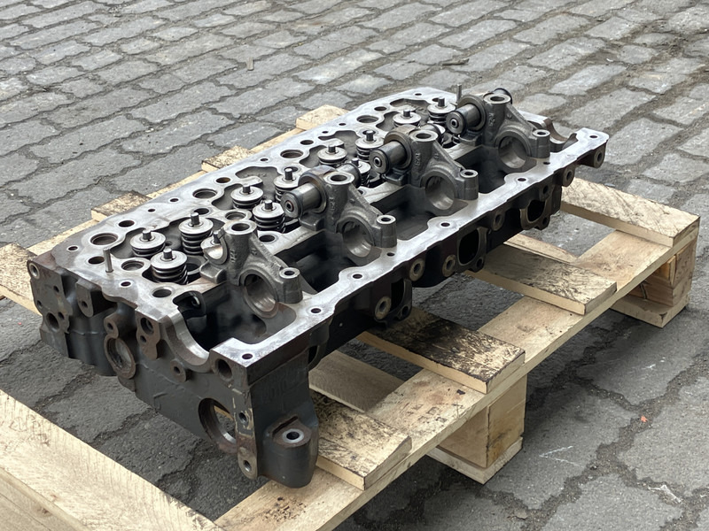 Renault Cilinderkop Renault DTI5 210 7422728056 - Cylinder block for Truck: picture 2 Renault Cilinderkop Renault DTI5 210 7422728056 - Cylinder block for Truck: picture 2