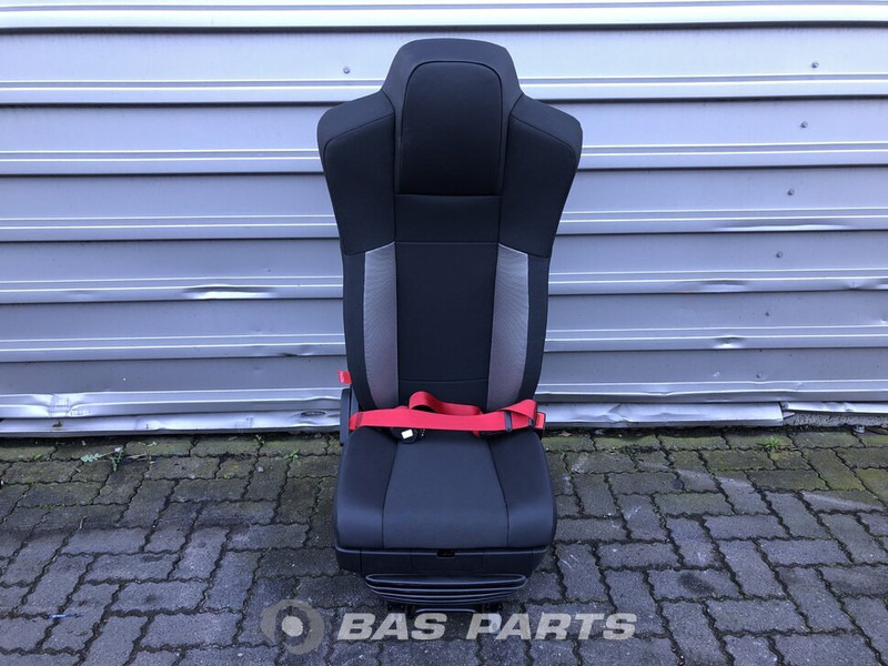 Renault D-Serie - Seat for Truck: picture 1 Renault D-Serie - Seat for Truck: picture 1