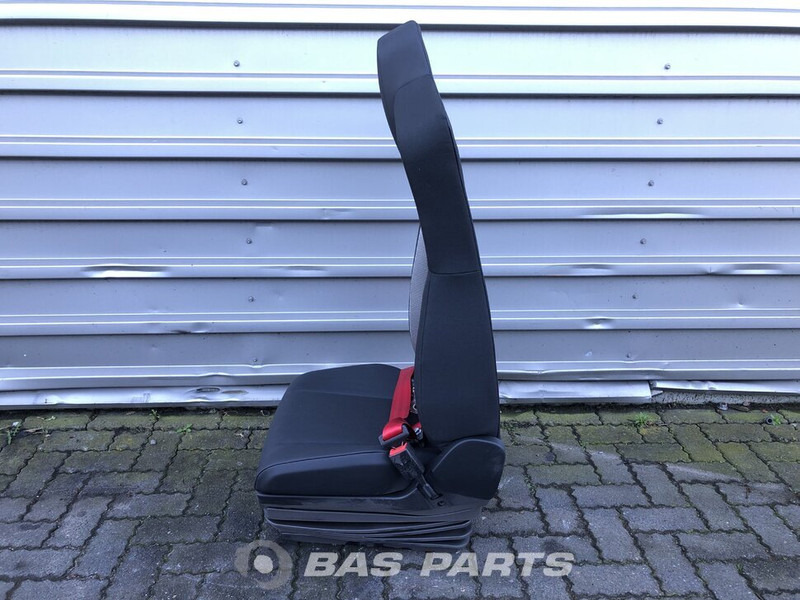 Renault D-Serie - Seat for Truck: picture 2 Renault D-Serie - Seat for Truck: picture 2
