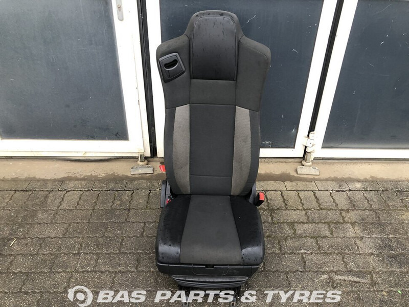 Renault D-Serie - Seat for Truck: picture 1 Renault D-Serie - Seat for Truck: picture 1