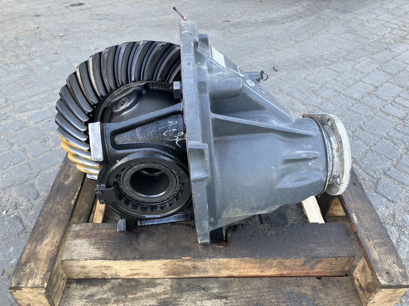 Renault Differentieel Renault P13170-D RSS1344D - Differential gear for Truck: picture 3 Renault Differentieel Renault P13170-D RSS1344D - Differential gear for Truck: picture 3