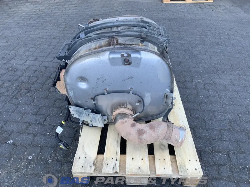 Renault - Muffler for Truck: picture 2 Renault - Muffler for Truck: picture 2