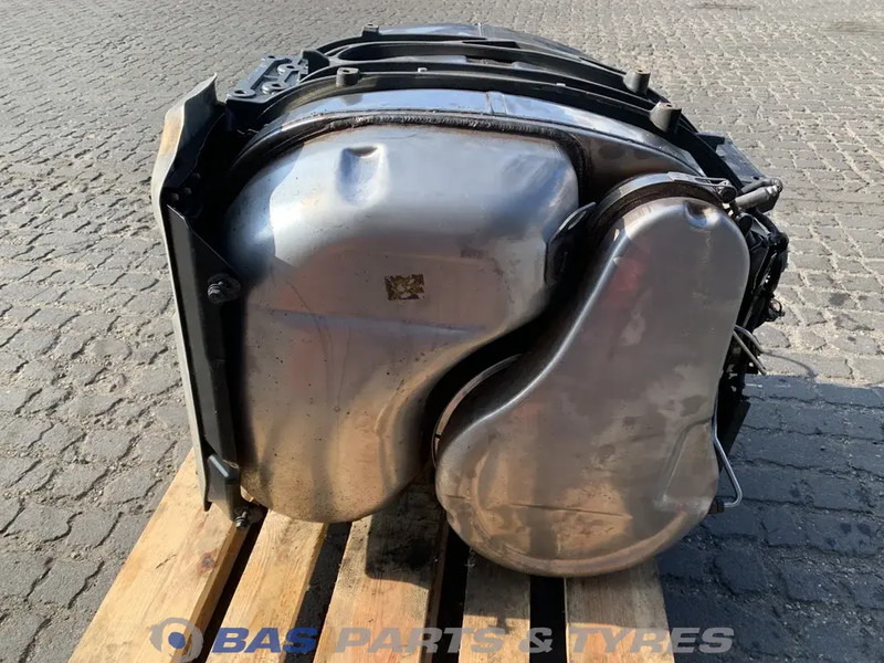 Renault - Muffler for Truck: picture 2 Renault - Muffler for Truck: picture 2