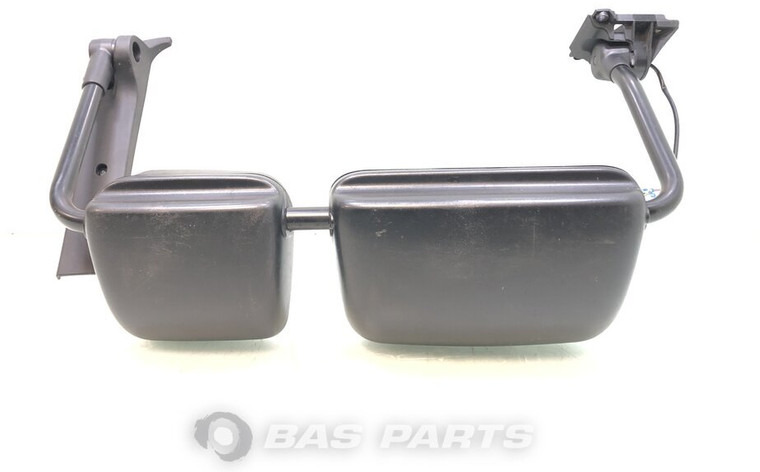 Renault - Window and parts for Truck: picture 3 Renault - Window and parts for Truck: picture 3