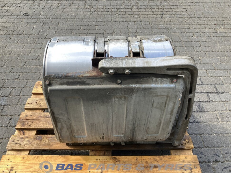 Renault Premium Euro 4-5 Uitlaatdemper Renault 7420899867 - Muffler for Truck: picture 2 Renault Premium Euro 4-5 Uitlaatdemper Renault 7420899867 - Muffler for Truck: picture 2