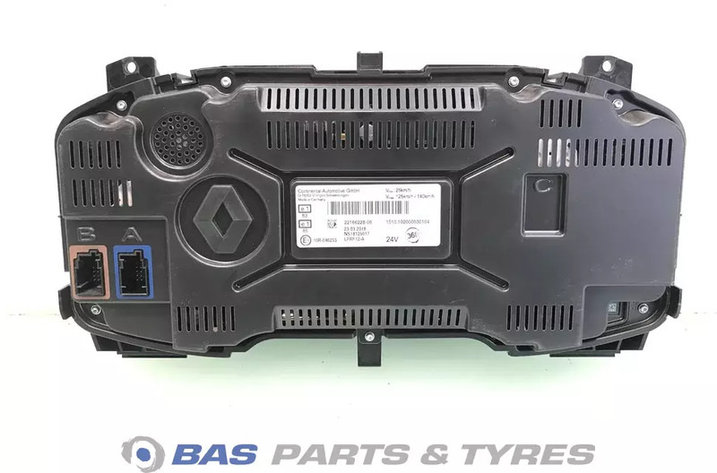 Renault T-Serie Instrumentenpaneel Renault 7421627137 - Dashboard for Truck: picture 2 Renault T-Serie Instrumentenpaneel Renault 7421627137 - Dashboard for Truck: picture 2