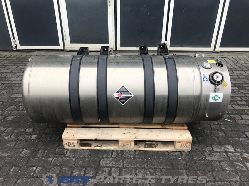 Scania LNG tank Scania 406 Liter 1776103 - Fuel tank for Truck: picture 1 Scania LNG tank Scania 406 Liter 1776103 - Fuel tank for Truck: picture 1