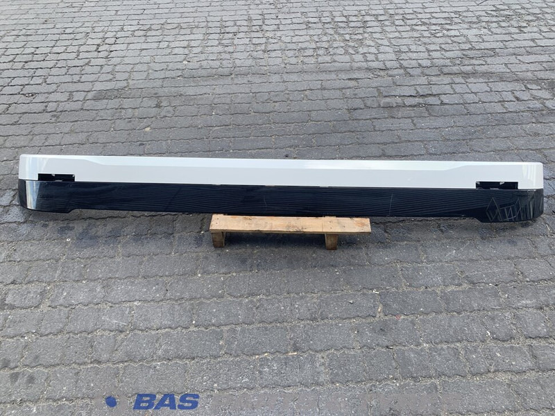Scania - Sun visor for Truck: picture 1 Scania - Sun visor for Truck: picture 1