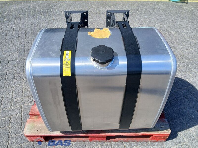 Volvo Brandstoftank Volvo 330 Liter G0803 - Fuel tank for Truck: picture 1 Volvo Brandstoftank Volvo 330 Liter G0803 - Fuel tank for Truck: picture 1