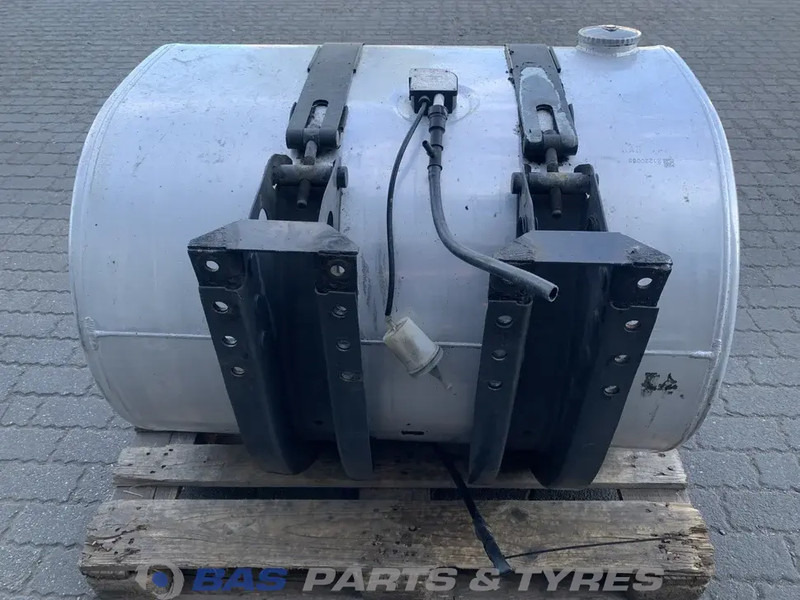 Volvo Brandstoftank Volvo 405 Liter G0000118 - Fuel tank for Truck: picture 3 Volvo Brandstoftank Volvo 405 Liter G0000118 - Fuel tank for Truck: picture 3