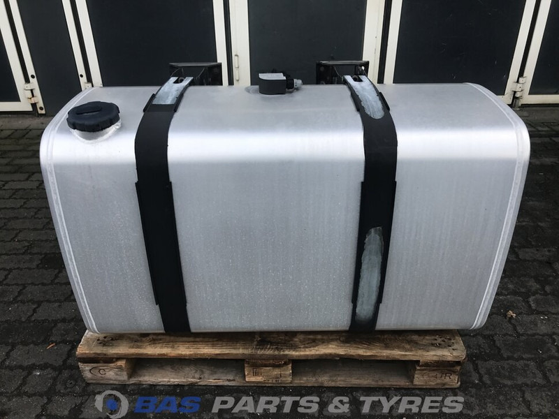 Volvo Brandstoftank Volvo 490 Liter G0000183 - Fuel tank for Truck: picture 1 Volvo Brandstoftank Volvo 490 Liter G0000183 - Fuel tank for Truck: picture 1