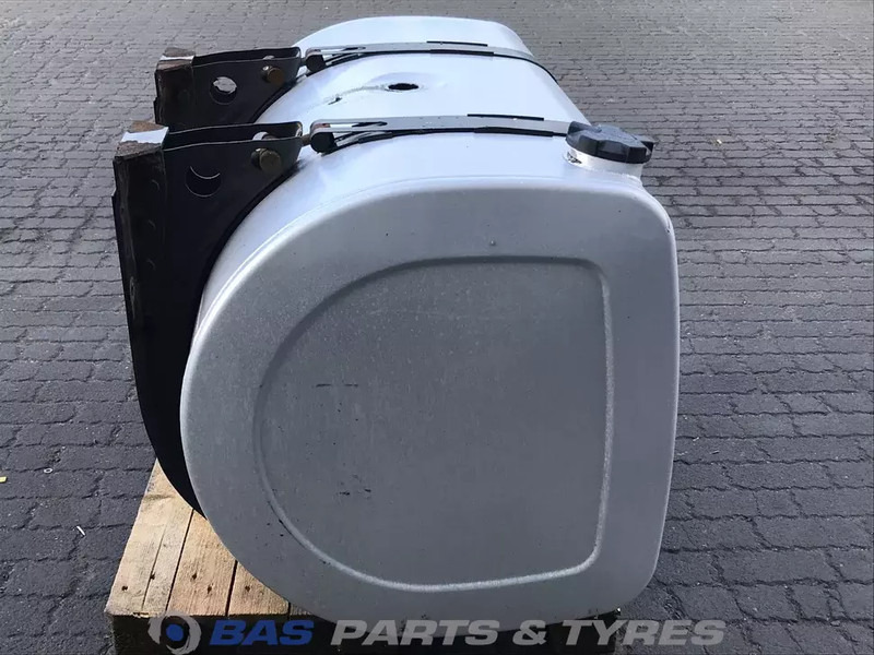 Volvo Brandstoftank Volvo 490 Liter G0000183 - Fuel tank for Truck: picture 4 Volvo Brandstoftank Volvo 490 Liter G0000183 - Fuel tank for Truck: picture 4