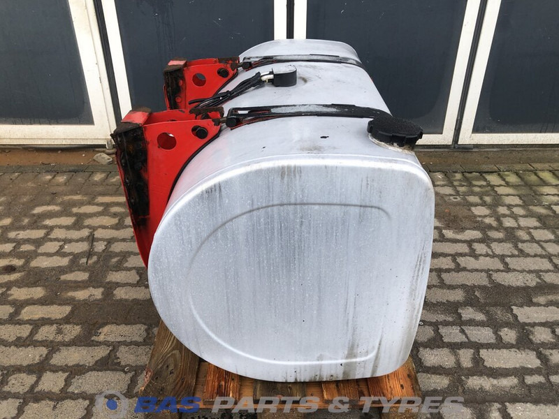 Volvo Brandstoftank Volvo 490 Liter G0000183 - Fuel tank for Truck: picture 4 Volvo Brandstoftank Volvo 490 Liter G0000183 - Fuel tank for Truck: picture 4