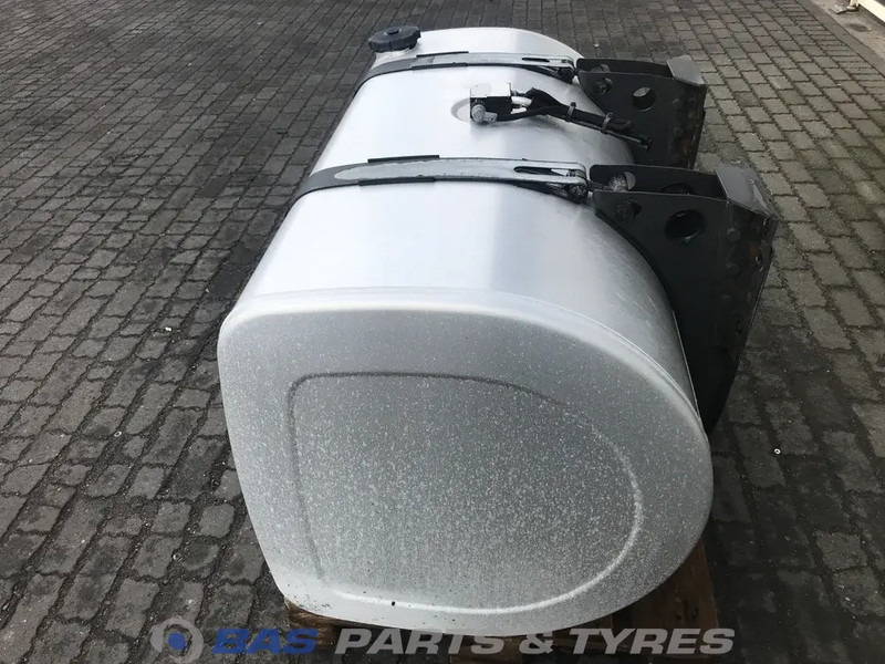 Volvo Brandstoftank Volvo 490 Liter G0000183 - Fuel tank for Truck: picture 2 Volvo Brandstoftank Volvo 490 Liter G0000183 - Fuel tank for Truck: picture 2