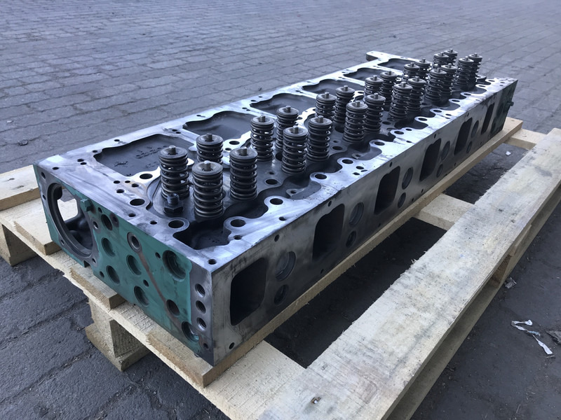 Volvo Cilinderkop Volvo D13K 460 21368560 - Cylinder block for Truck: picture 1 Volvo Cilinderkop Volvo D13K 460 21368560 - Cylinder block for Truck: picture 1