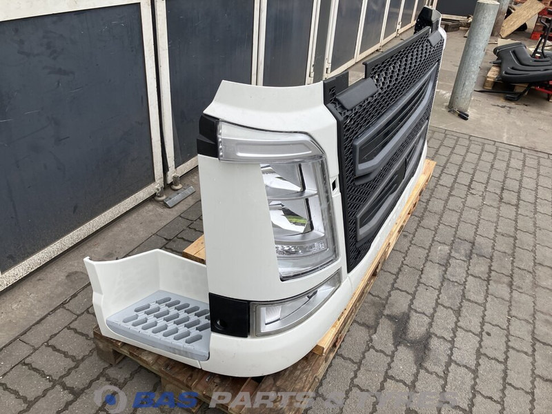 Volvo FH4 - Bumper for Truck: picture 3 Volvo FH4 - Bumper for Truck: picture 3