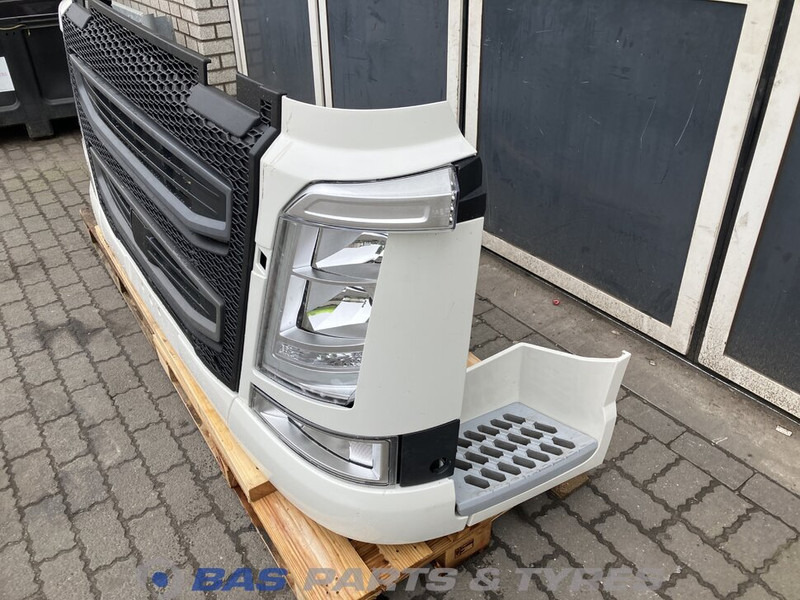 Volvo FH4 - Bumper for Truck: picture 2 Volvo FH4 - Bumper for Truck: picture 2
