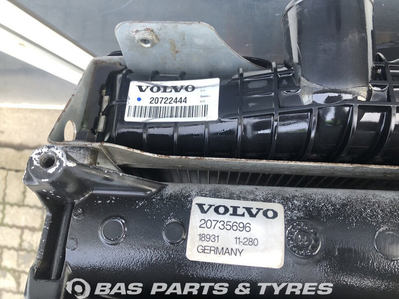 Volvo FM3 - Radiator for Truck: picture 3 Volvo FM3 - Radiator for Truck: picture 3