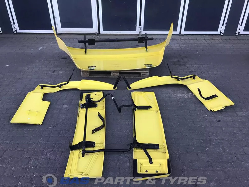 Volvo FM4 Spoilerset Volvo Globetrotter L2H2 20589024 - Aerodynamics/ Spoiler for Truck: picture 4 Volvo FM4 Spoilerset Volvo Globetrotter L2H2 20589024 - Aerodynamics/ Spoiler for Truck: picture 4