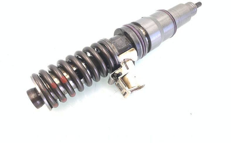 Volvo - Fuel filter for Truck: picture 2 Volvo - Fuel filter for Truck: picture 2