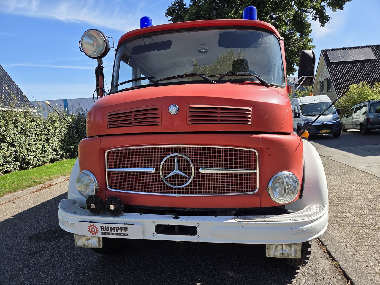 Mercedes-Benz LAF 1113 B 4X4 Turbo Diesel (170 PK) brandweerwagen - Fire truck: picture 3 Mercedes-Benz LAF 1113 B 4X4 Turbo Diesel (170 PK) brandweerwagen - Fire truck: picture 3
