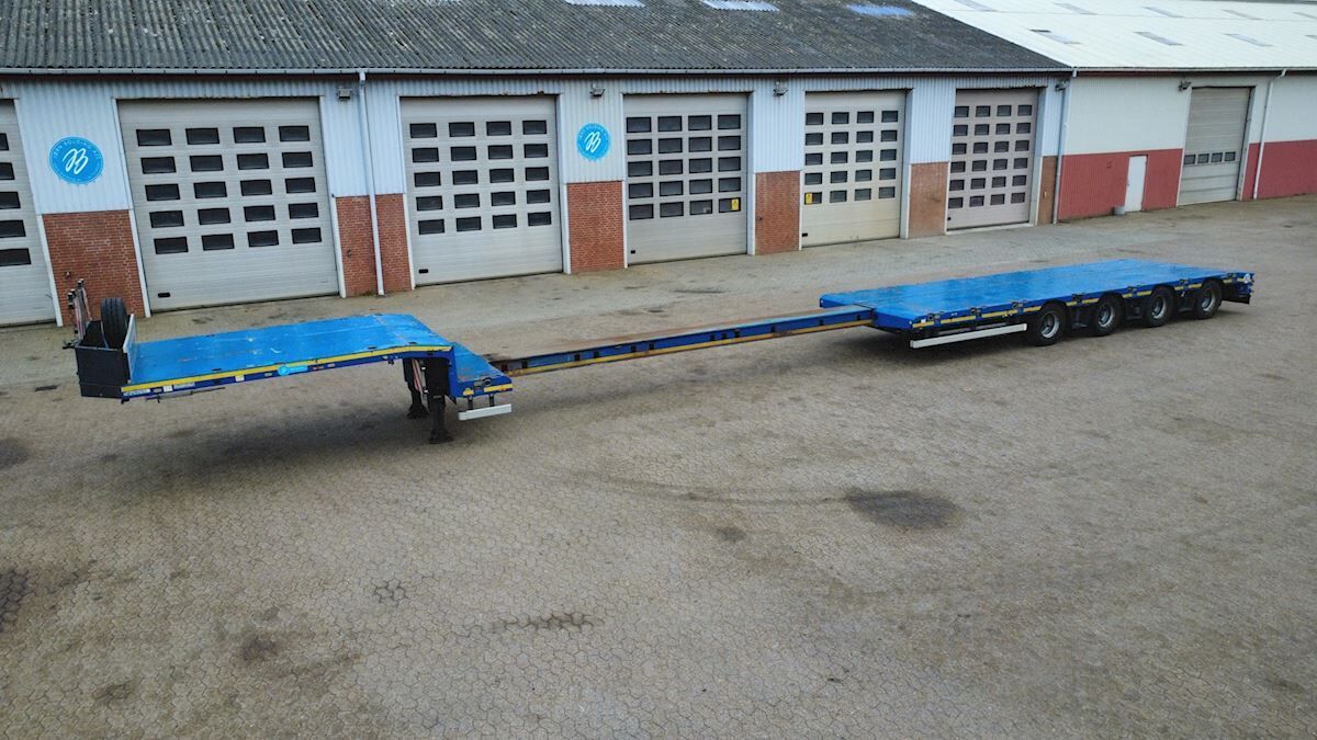 Goldhofer STN-L 4 A F2 - Low loader semi-trailer: picture 4 Goldhofer STN-L 4 A F2 - Low loader semi-trailer: picture 4