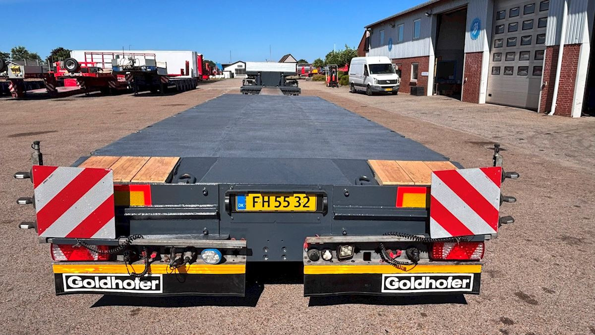 Goldhofer STZ-MPA-5 - Low loader semi-trailer: picture 5 Goldhofer STZ-MPA-5 - Low loader semi-trailer: picture 5