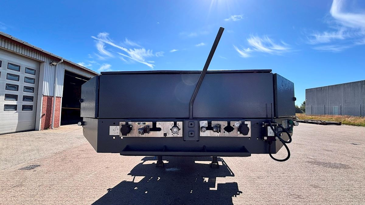 Goldhofer STZ-MPA-5 - Low loader semi-trailer: picture 3 Goldhofer STZ-MPA-5 - Low loader semi-trailer: picture 3