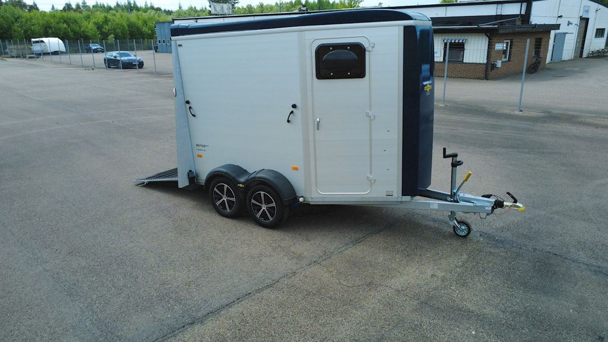 Humbaur Notos Alu - Horse trailer: picture 3 Humbaur Notos Alu - Horse trailer: picture 3