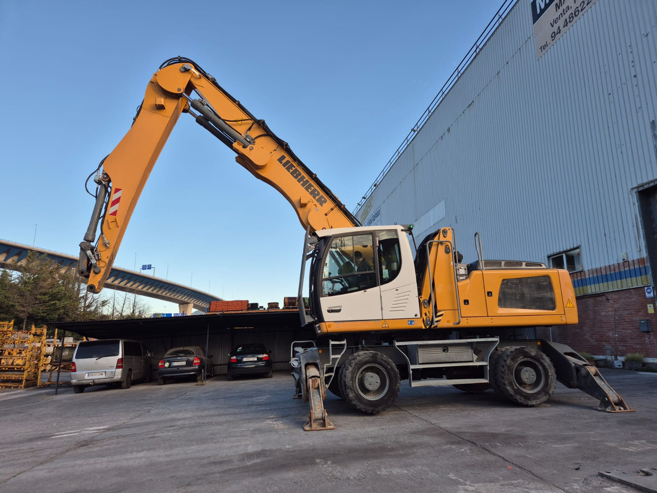LIEBHERR LH30M - Waste/ Industry handler: picture 5 LIEBHERR LH30M - Waste/ Industry handler: picture 5