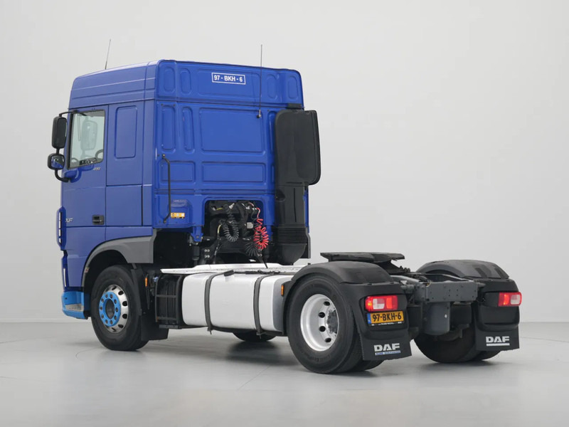 DAF XF 450 FT, Space Cab, PTO, New Tacho 7 Stuks op Voorraad - Tractor unit: picture 3 DAF XF 450 FT, Space Cab, PTO, New Tacho 7 Stuks op Voorraad - Tractor unit: picture 3