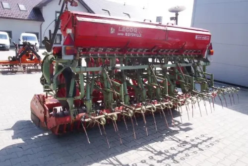 Agregat uprawowo-siewny Kuhn HRB 301 2000 brona aktywna wirująca KUHN NODET - Combine seed drill: picture 3 Agregat uprawowo-siewny Kuhn HRB 301 2000 brona aktywna wirująca KUHN NODET - Combine seed drill: picture 3