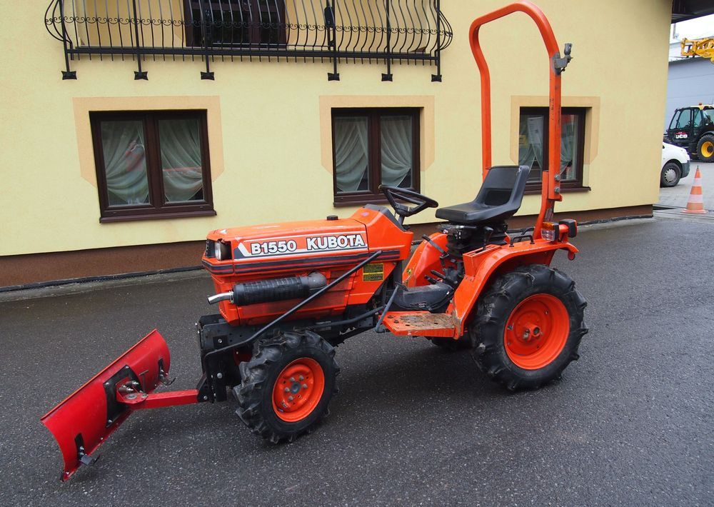 Ciągnik Kubota B1550 1994 traktorek KUBOTA 4x4 19KM - Farm tractor: picture 4 Ciągnik Kubota B1550 1994 traktorek KUBOTA 4x4 19KM - Farm tractor: picture 4