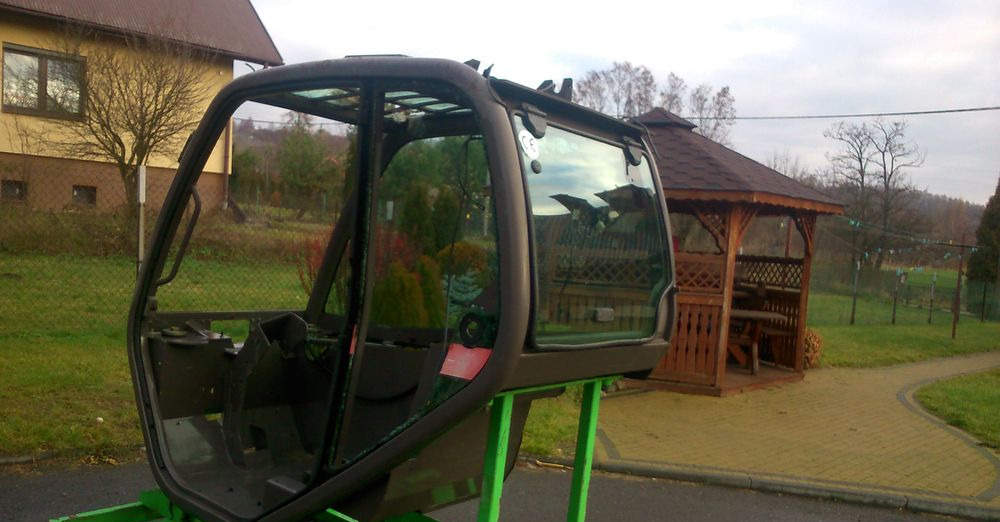 Ładowarka teleskopowa Manitou MT, MLT 2005 Kabina do Manitou - Cab for Material handling equipment: picture 2 Ładowarka teleskopowa Manitou MT, MLT 2005 Kabina do Manitou - Cab for Material handling equipment: picture 2