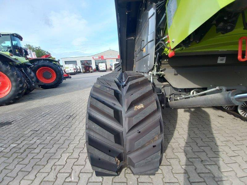 Leasing of Claas Lexion 8800 TT  Claas Lexion 8800 TT: picture 17