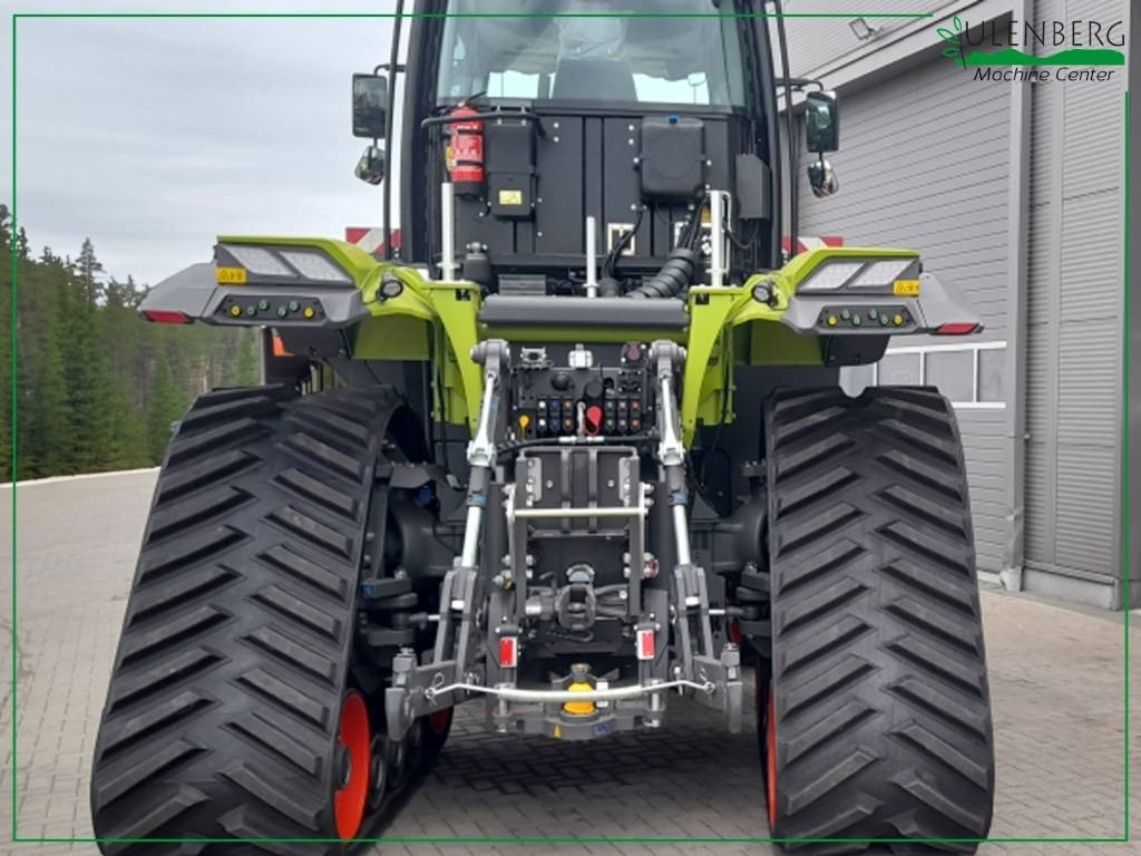 Claas XERION 5000 TS TRAC - Farm tractor: picture 4 Claas XERION 5000 TS TRAC - Farm tractor: picture 4