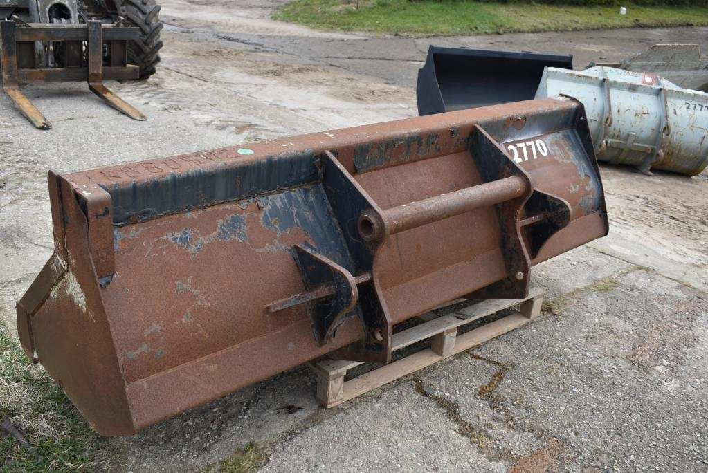 Łyżki do ładowarki CAT , JCB, CASE, SCORPION,KRAME - Bucket for Construction machinery: picture 3 Łyżki do ładowarki CAT , JCB, CASE, SCORPION,KRAME - Bucket for Construction machinery: picture 3