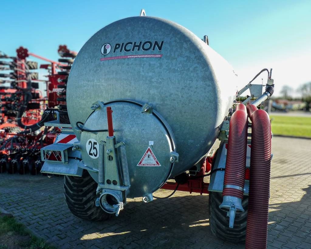 Pichon TCI 14200 - Slurry tanker: picture 3 Pichon TCI 14200 - Slurry tanker: picture 3