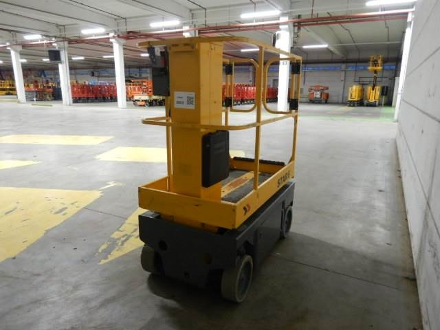 Haulotte STAR 6AC - Vertical mast lift: picture 4 Haulotte STAR 6AC - Vertical mast lift: picture 4
