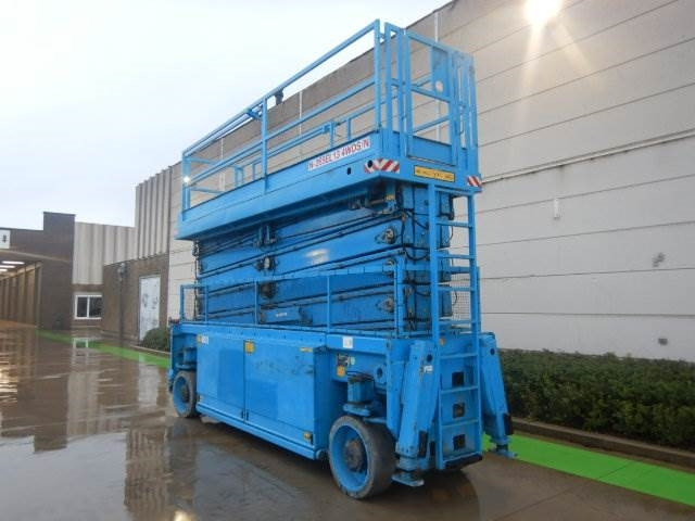 Holland Lift N-265EL13 4WDS/N  - Scissor lift: picture 3 Holland Lift N-265EL13 4WDS/N  - Scissor lift: picture 3