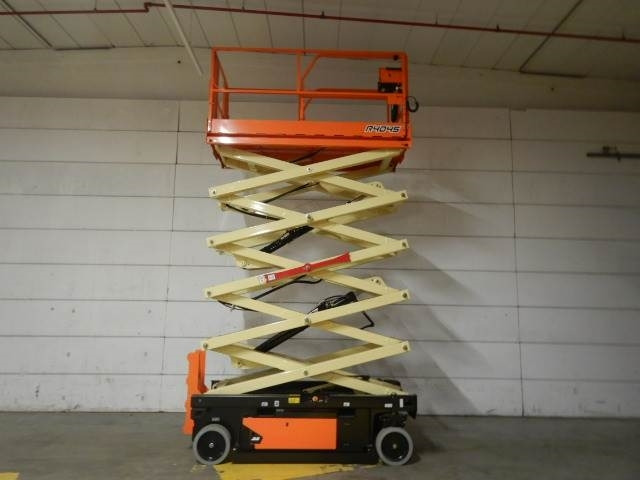 Scissor lift JLG R4045: picture 6