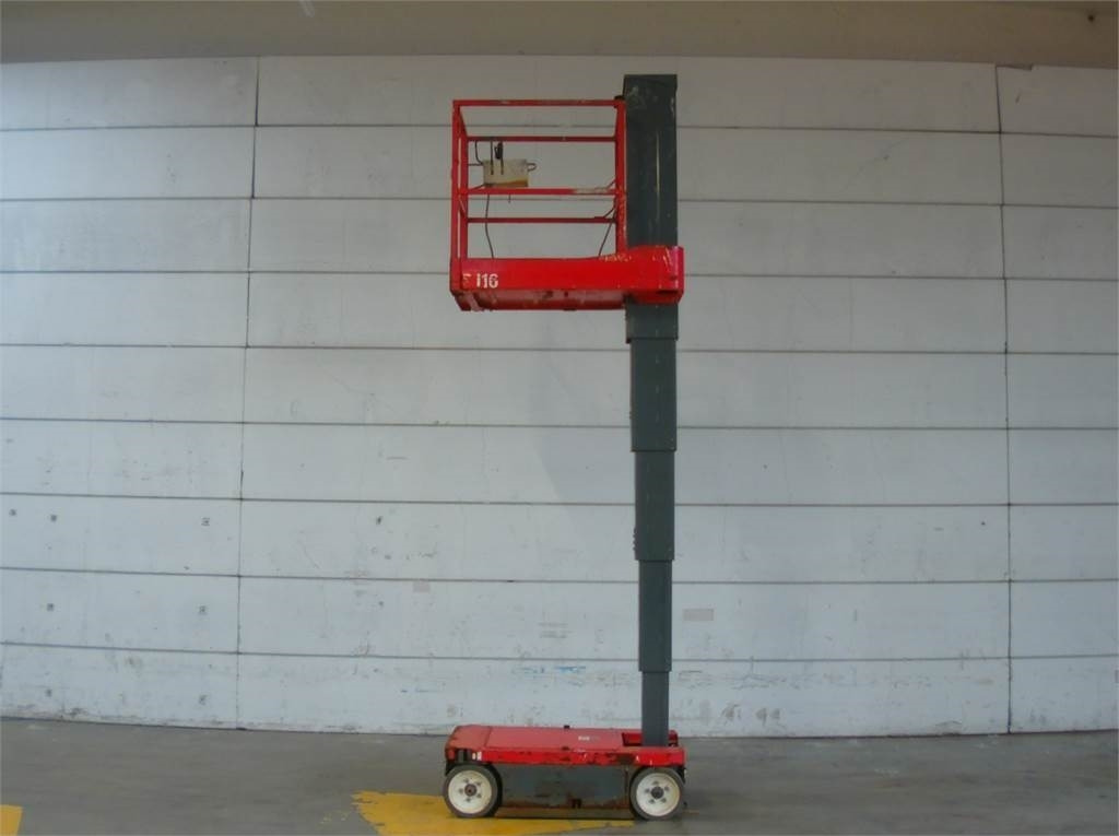 Vertical mast lift SkyJack SJ16: picture 6
