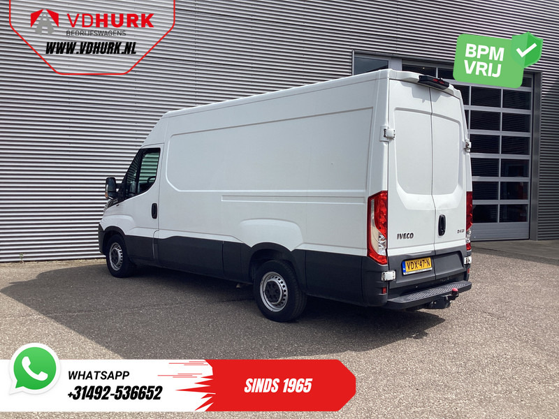 Iveco Daily 35S16V 2.3 ZF Aut. 352 L3H2 EXPORT ONLY 270Gr. Deuren/ 3.5t Trekverm./ Climate/ Camera/ Trekhaak - Panel van: picture 2 Iveco Daily 35S16V 2.3 ZF Aut. 352 L3H2 EXPORT ONLY 270Gr. Deuren/ 3.5t Trekverm./ Climate/ Camera/ Trekhaak - Panel van: picture 2