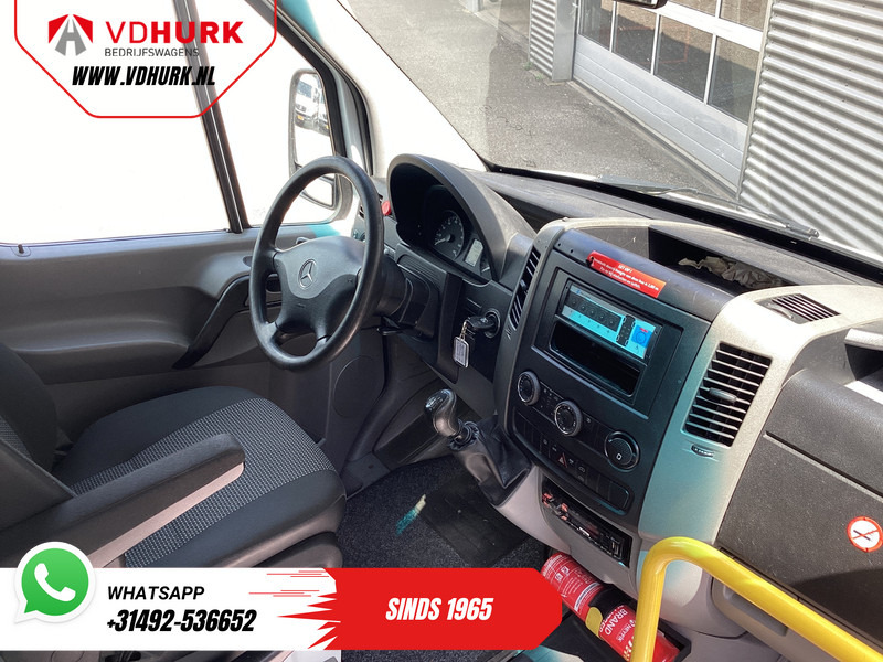 Mercedes-Benz Sprinter 313 2.2 CDI L2H2 €9922 Incl. BTW BPM VRIJ! EXPORT ONLY Combi/ 9 Persoons/ Kombi/ 9P/ Airco/ Rolstoellift - Minibus, Passenger van: picture 3 Mercedes-Benz Sprinter 313 2.2 CDI L2H2 €9922 Incl. BTW BPM VRIJ! EXPORT ONLY Combi/ 9 Persoons/ Kombi/ 9P/ Airco/ Rolstoellift - Minibus, Passenger van: picture 3