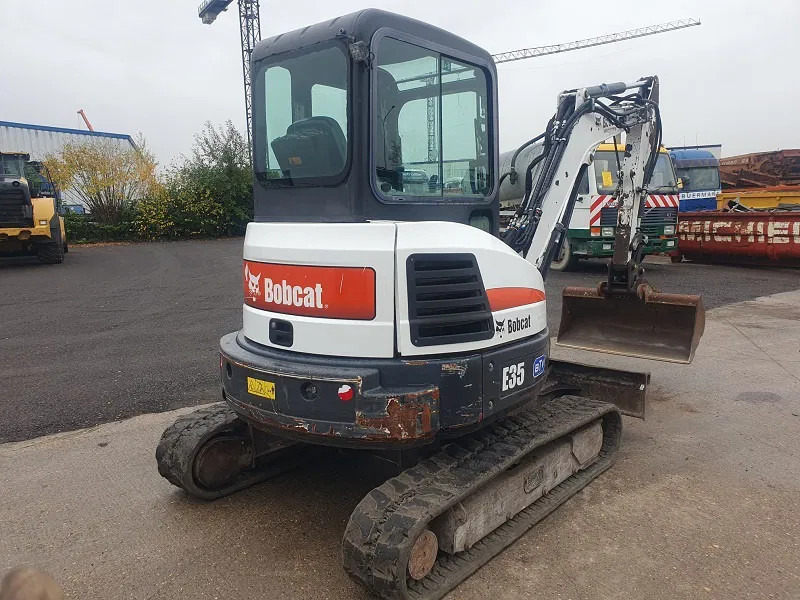 Bobcat E35 - 3500 KG - Mini excavator: picture 2 Bobcat E35 - 3500 KG - Mini excavator: picture 2
